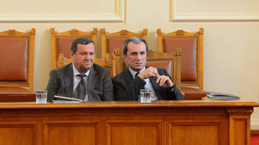 социалният министър Хасан Адемов и премиерът Пламен Орешарски