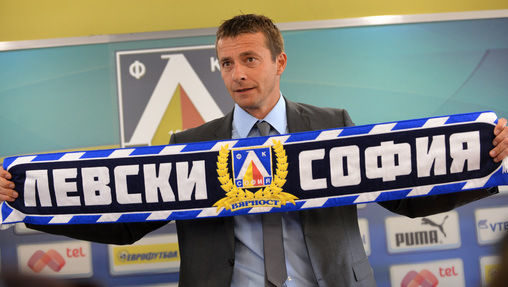 Треньорът на сините Славиша Йоканович бил най-притеснен за състоянието на защитата и вратарския пост<br />