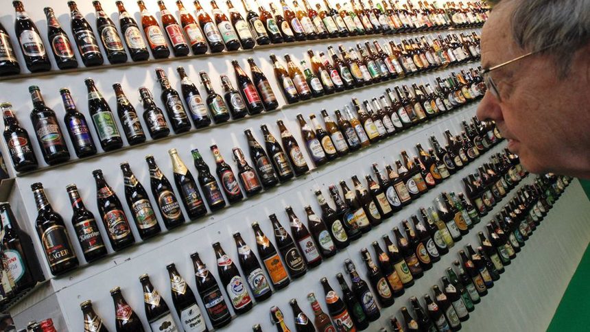 Пивоварите в Германия са договаряли цените през последните 20 години, подозират властите