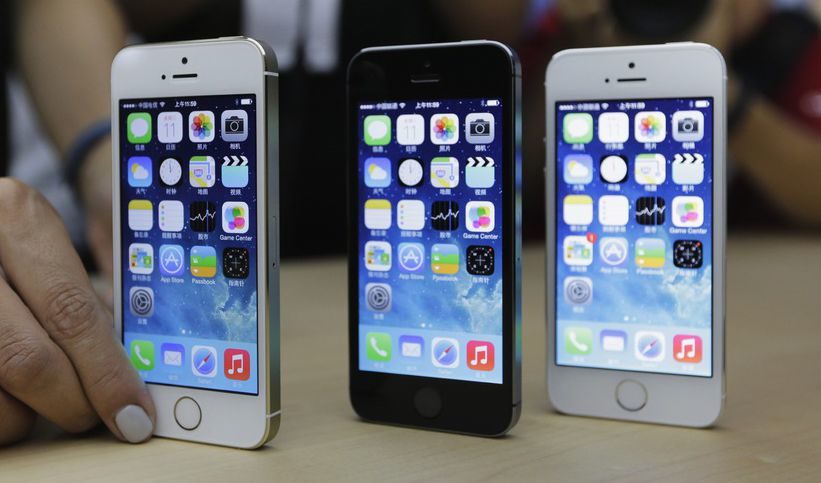 iPhone 5s няма да запазва данни за пръстовите отпечатъци на потребителите
