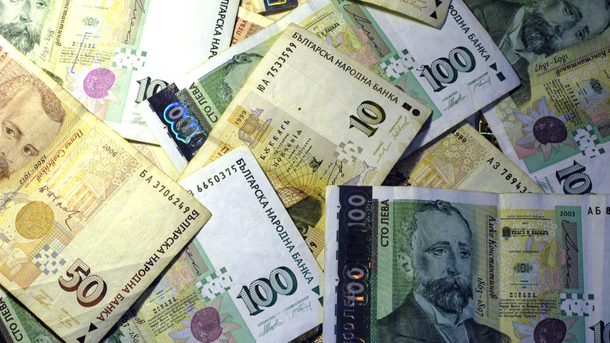 Университетите да се финансират според реализиралите се студенти обмислят в образователното министерство
