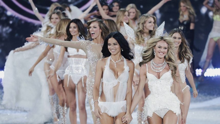 Ангелите на Victoria's Secret отново полетяха в Манхатън