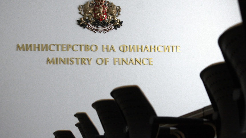 Държавата е възстановила целия дължим ДДС на фирмите към края на 2013 г.