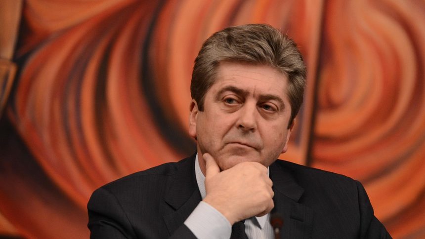 Георги Първанов нямало да е е включен в листата на АБВ. Нямал и намерение да прави нова партия.