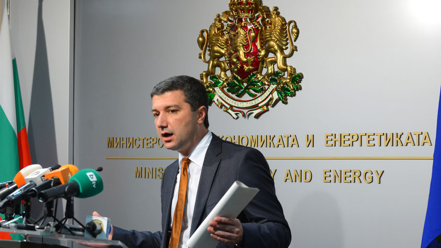 Стойнев: Ако партиите искат, да сезират прокуратурата за всички инвестиционни проекти