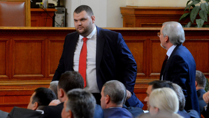 ДПС изпраща Пеевски евродепутат, за да види Европа разликата между реалността и мита (видео)
