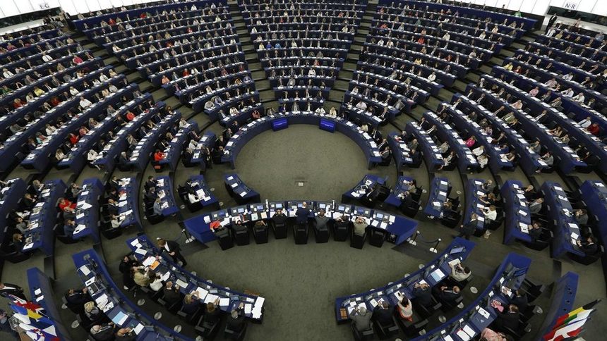 Евродепутатите настояха ЕС да чуе призива на избирателите за промяна