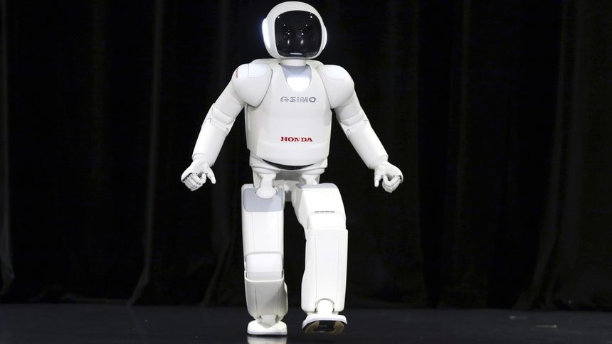 Роботът "Асимо" стана по-сръчен и интелигентен
