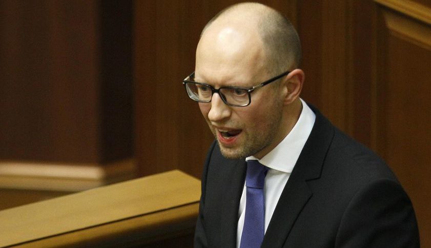 Обикновено умереният в изказванията си Яценюк днес се разкрещя на депутатите