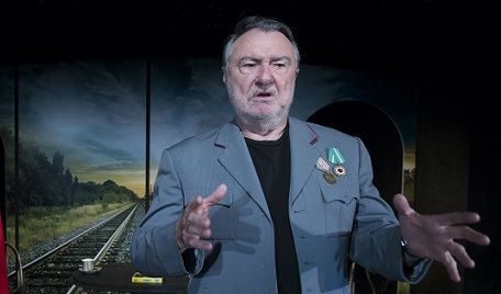 Актьорът Васил Михайлов се отказа от наградата си "Икар"