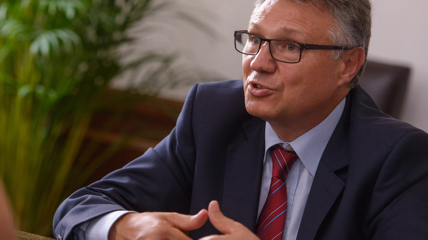 Цитат на деня: Без армия България ще се превърне в една голяма община