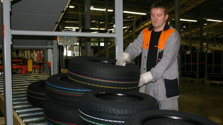 Заводът в Пухов преминава изцяло под шапката на "Континентал" през 2009 г. и оттогава капацитетът е увеличен почти три пъти