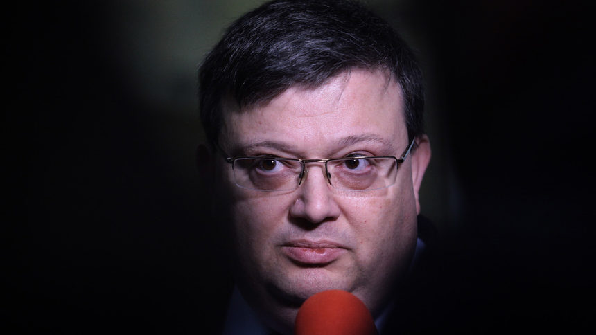 Сотир Цацаров