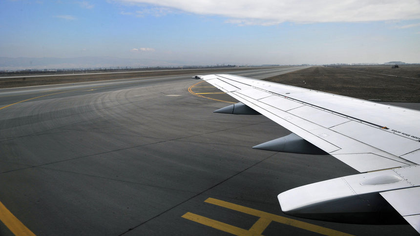 Отменени са полети от летището във Виена заради технически проблем (обновена)