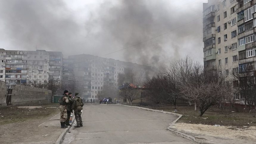 В Донбас сблъсъците продължават