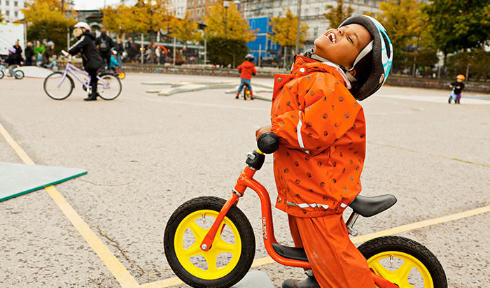 Дания започва да строи детски вело-площадки (видео)