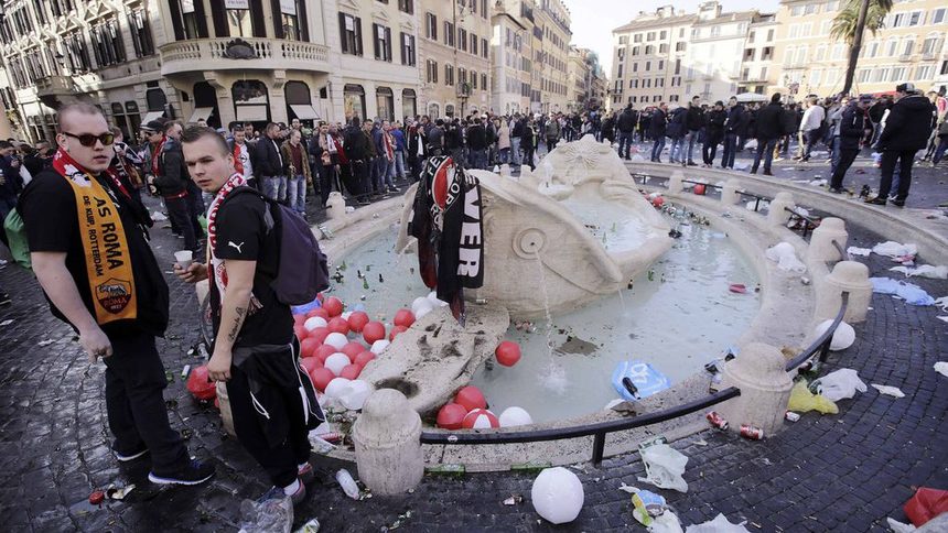 Привърженици на "Фейенорд" са нанесли щети на исторически паметници в Рим