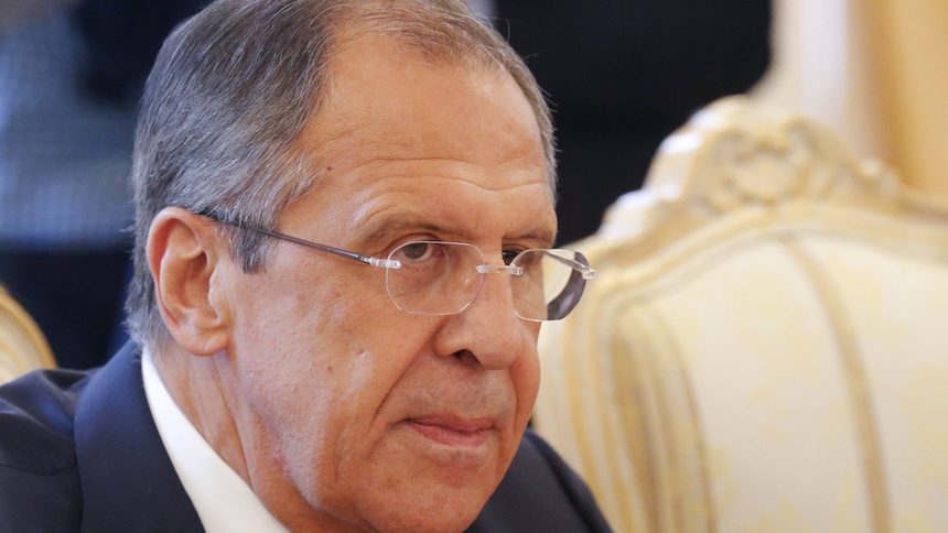 Сергей Лавров по време на срещата с Паоло Джентилионе