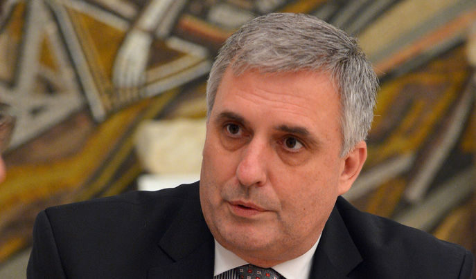 МИНИСТЪР ИВАЙЛО КАЛФИН