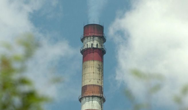 Жители на Пирдоп се оплакват от обгазяване, екоминистерството не откри замърсяване