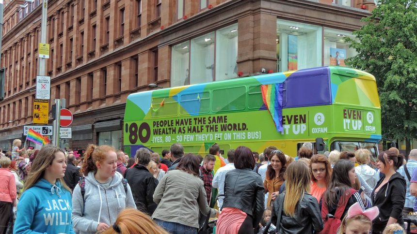 Темата на тазгодишния гей фестивал в Белфаст е "25 години изграждаме равенство. Време е".