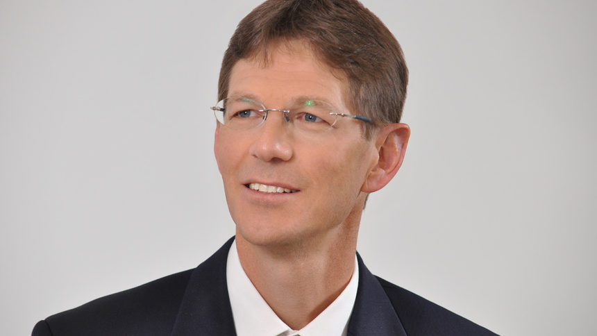 Оливие Маркет, изпълнителен директор на АES България.