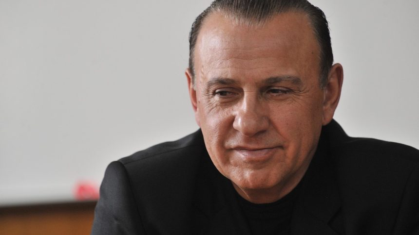 Величко Адамов