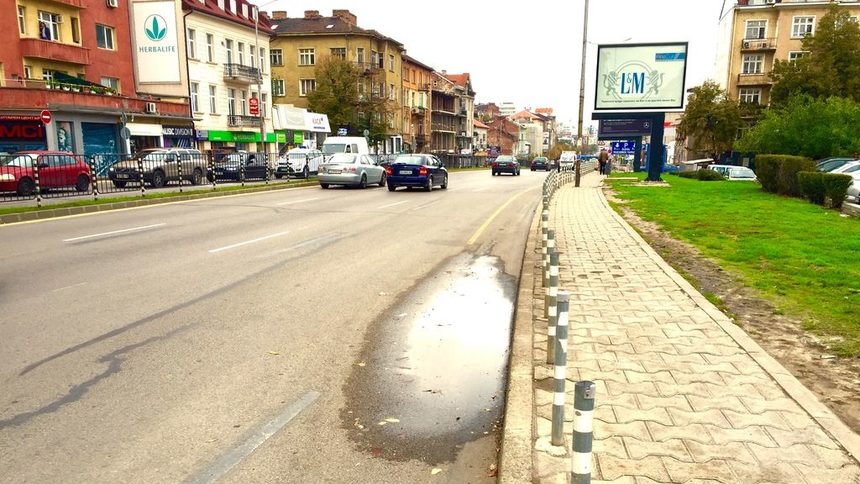 Велоалея и локва - да благодарим на кметицата и за двете!