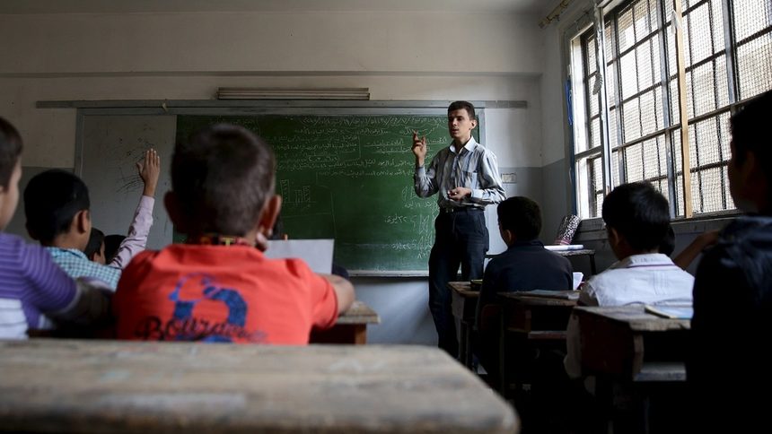 Училище дава отговор защо Турция няма с какво да задържи сирийските бежанци