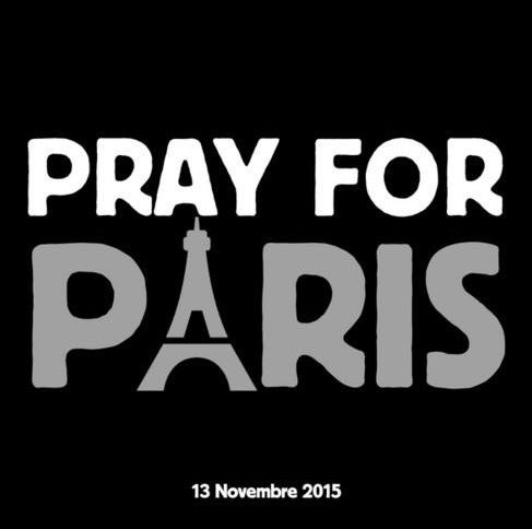 ‪#‎PrayForParis‬, или социалните мрежи за атаките в Париж