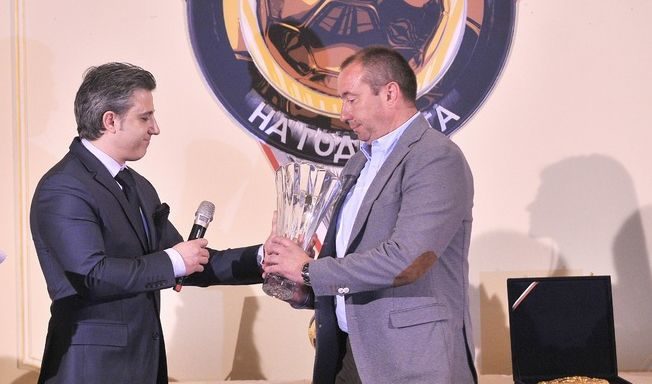 Стоилов беше награден за най-добър в България за 2015 г.<br />