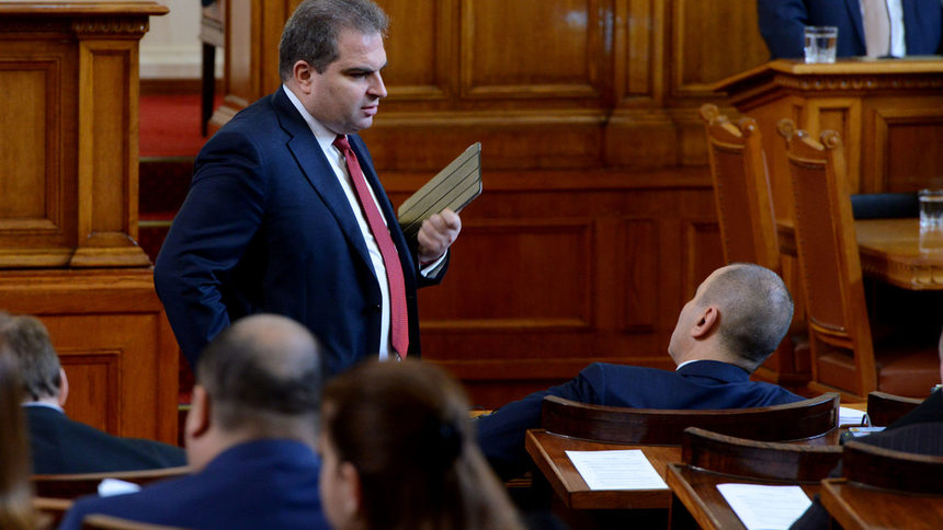 Мнозинството, което опраска съдебната система, избра Кунева, обяви Гроздан Караджов