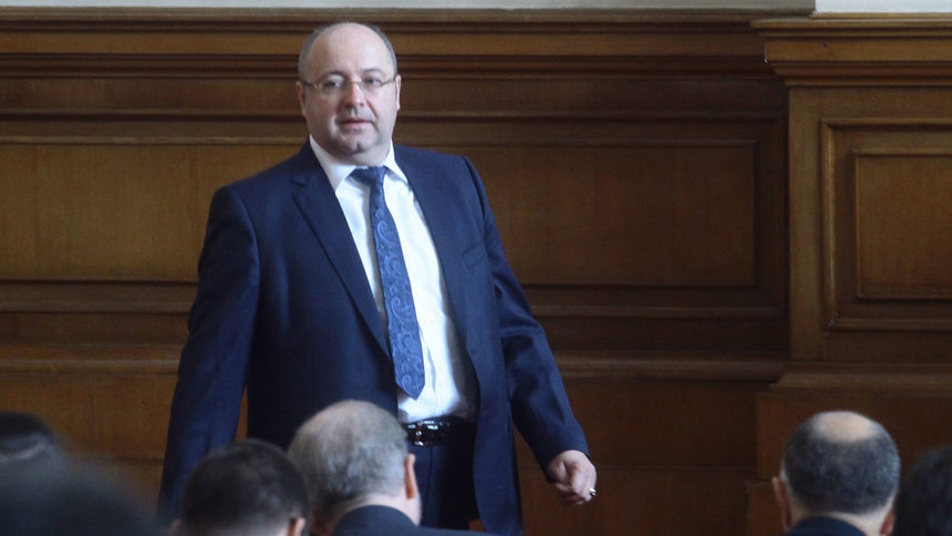 Доган остава неизменен лидер на ДПС, каза първият номиниран за председател Четин Казак