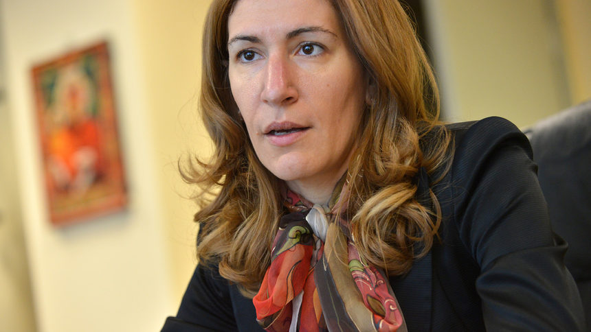 Министър Ангелкова: Пълната забрана за къмпингуване отпада (допълнена)