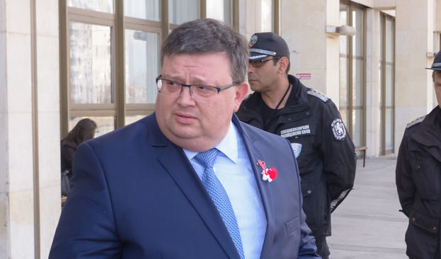 Сотир Цацаров
