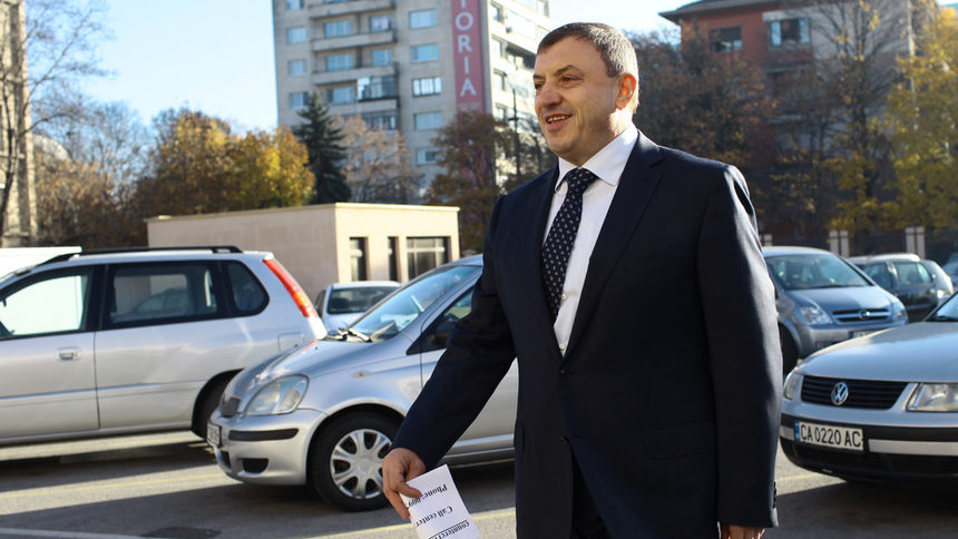 Алексей Петров