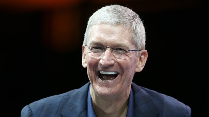 Изпълнителният директор на Apple Тим Кук, многократно заявяваше, че няма да се откаже от битката си с правителството.