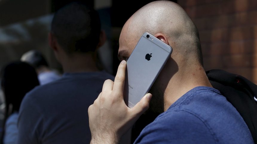 Израелска компания е помогнала на ФБР да декриптира iPhone