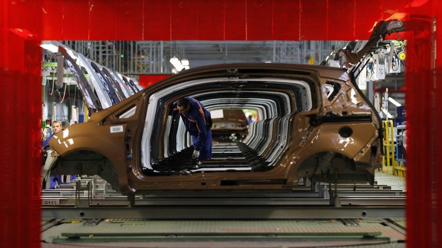 "Форд" обвърза увеличаването на производството си в Румъния с подобрения в инфраструктурата