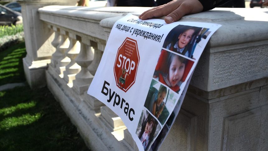 Половината от родителите смятат, че децата нямат право на мнение