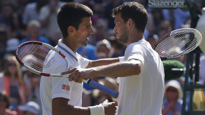 Двамата тенисисти демонстрираха добро настроение въпреки мрачното време