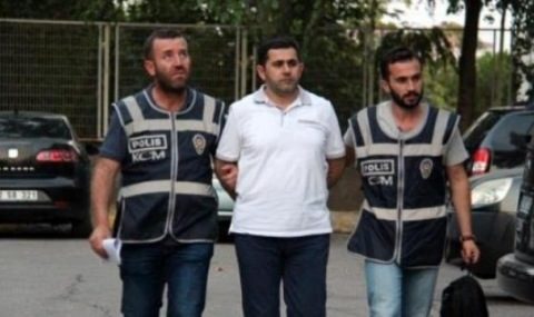 Скрийншот от предаването на Бююк на турските власти