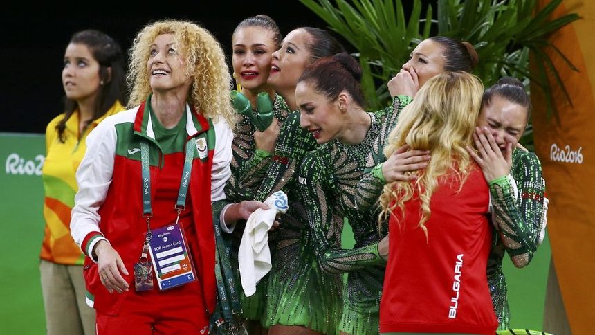 Заслужената радост на Ина Ананиева (вляво) и на отбора след спечелването на бронзовите медали в Рио