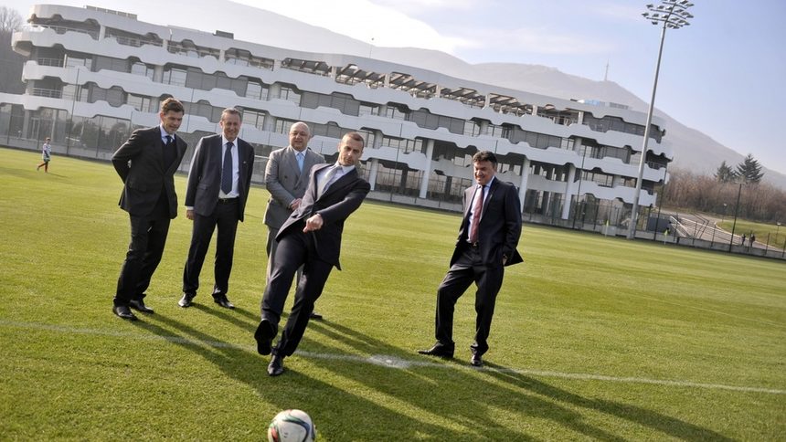 Президентът на УЕФА ще се срещне с Борислав Михайлов и Бойко Борисов в София
