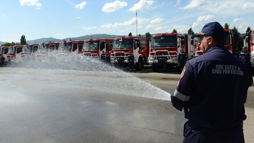 Пожарникарите излизат на протест, ако не им бъдат вдигнати заплатите