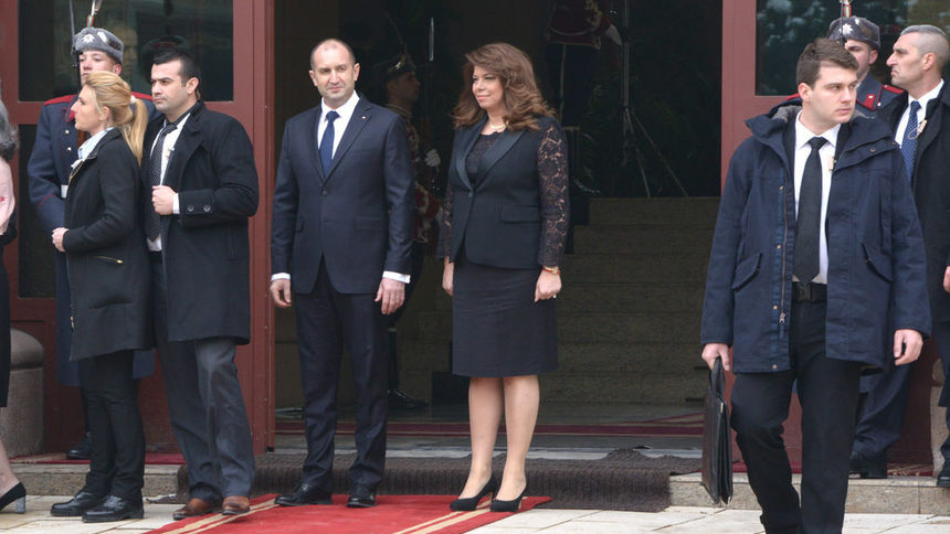 Президентът Румен Радев и вицепрезидентът Илияна Йотова встъпиха в длъжност на 22 януари.