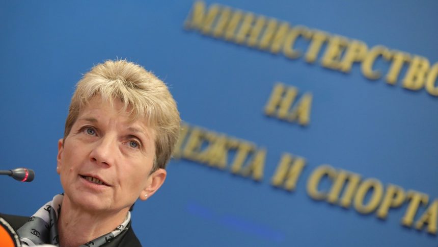 Служеният спортен министър се надява в краткото й управление да бъдат поставени основните на спортна система, базирана на научни факти