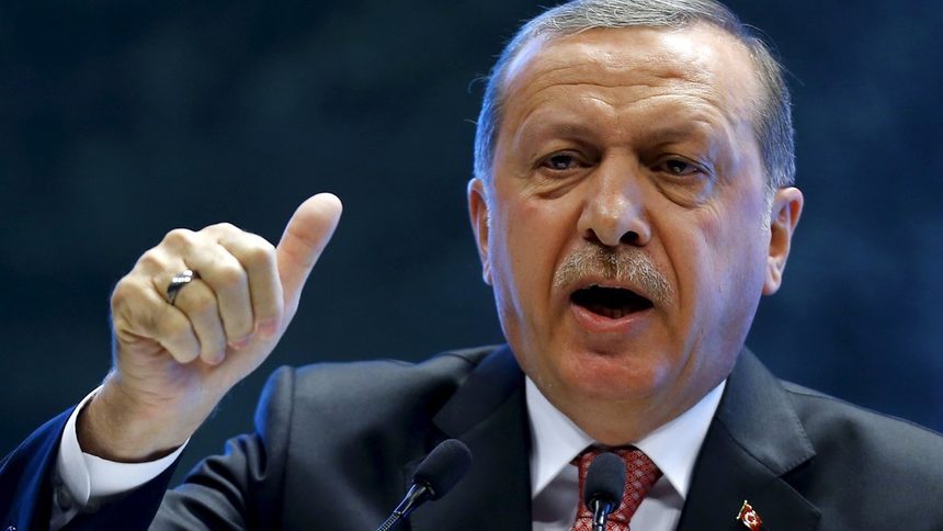 Ердоган предупреди "невъзпитан" вестник, че ще си плати за критиките
