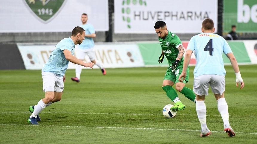 Шампионите направиха 2:2 с "Дунав"