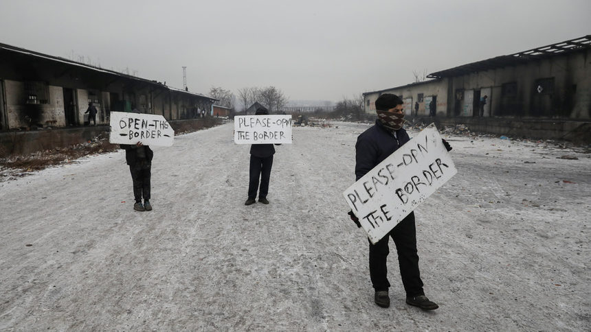 Някога транзитен път, сега Сърбия е дом за хиляди мигранти